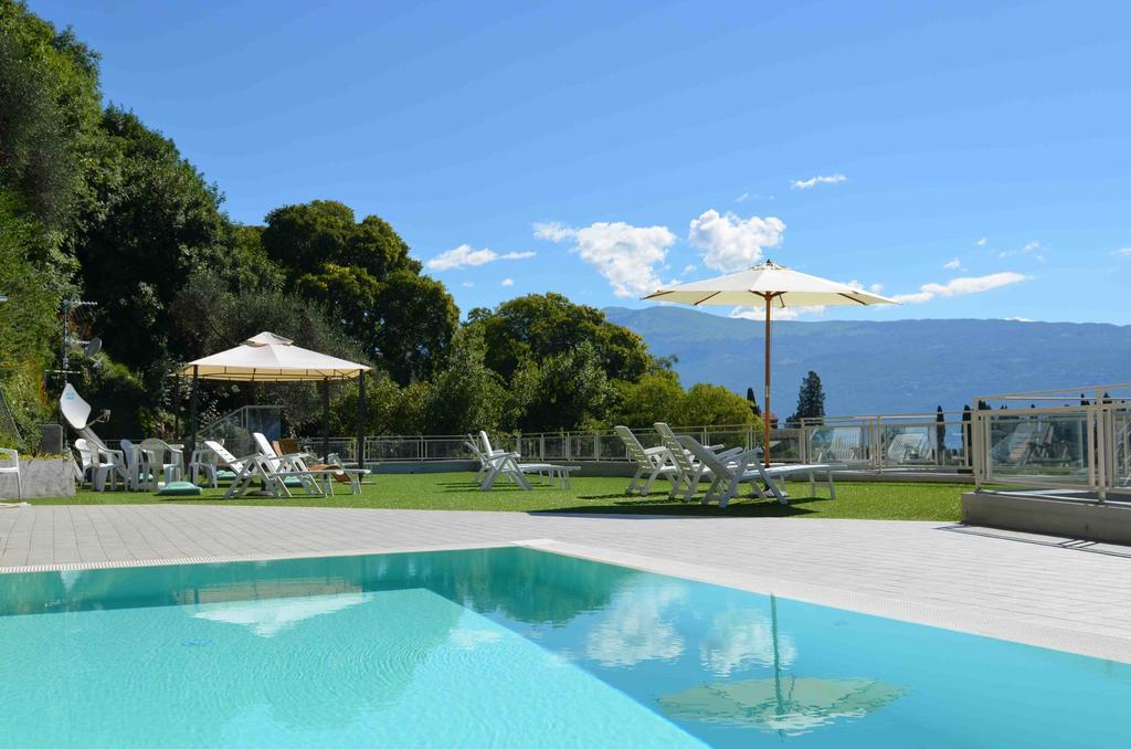 Residence Il Poggio Al Sole Toscolano Maderno Ngoại thất bức ảnh